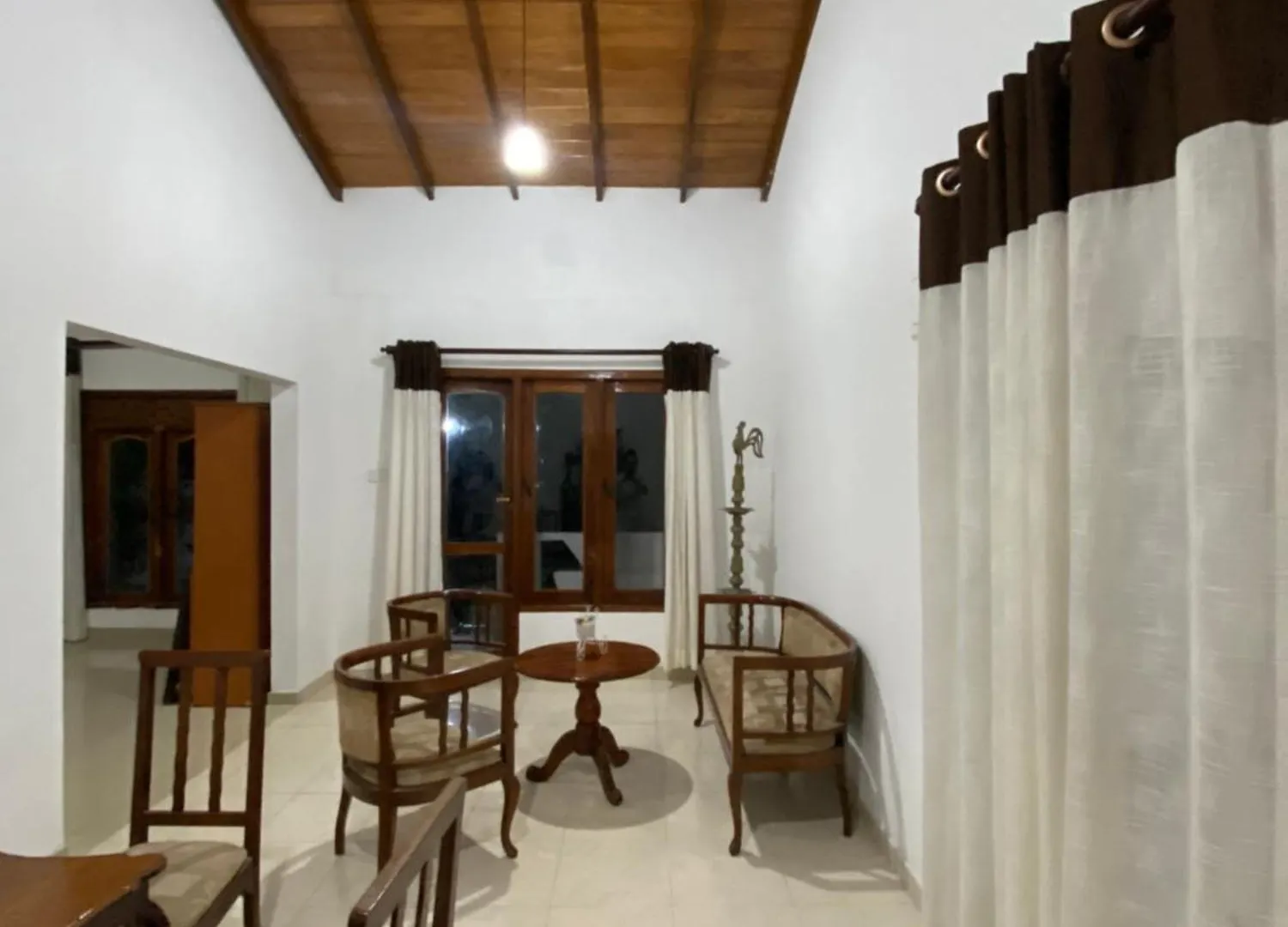Shasha Homestay キャンディー スリランカ